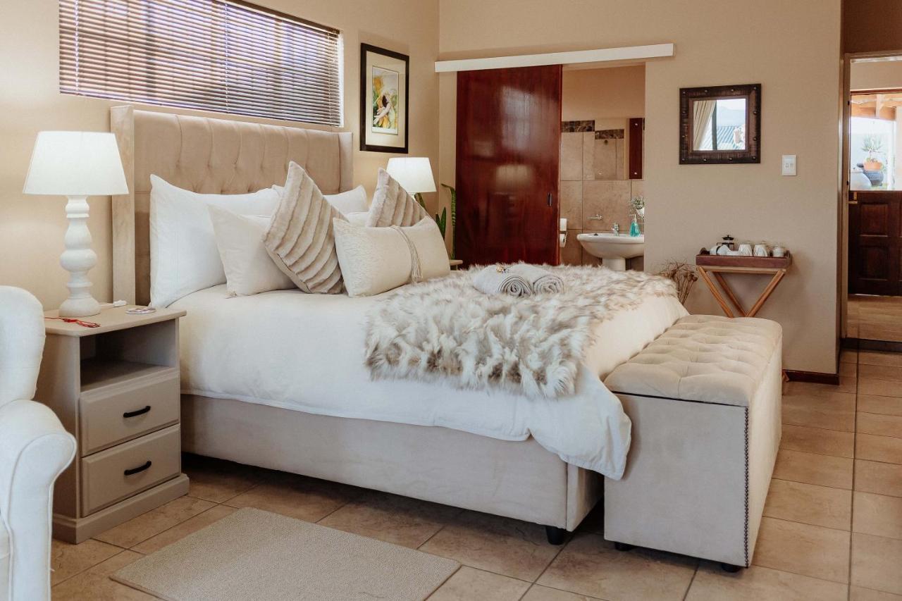 Mountain View Guesthouse Vanrhynsdorp Buitenkant foto