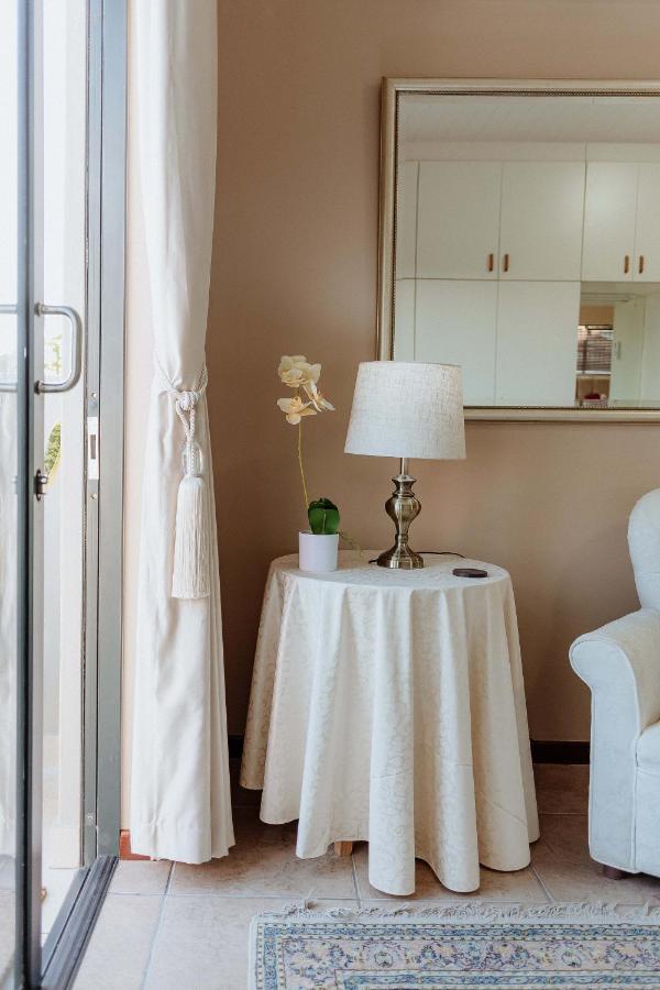 Mountain View Guesthouse Vanrhynsdorp Buitenkant foto