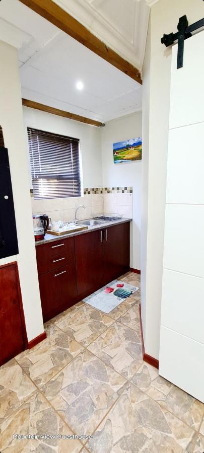 Mountain View Guesthouse Vanrhynsdorp Buitenkant foto