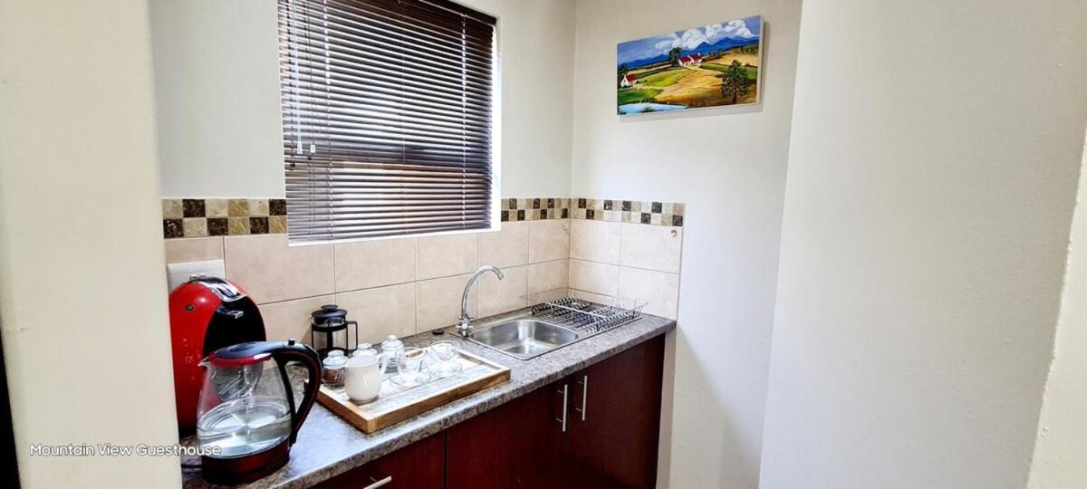 Mountain View Guesthouse Vanrhynsdorp Buitenkant foto
